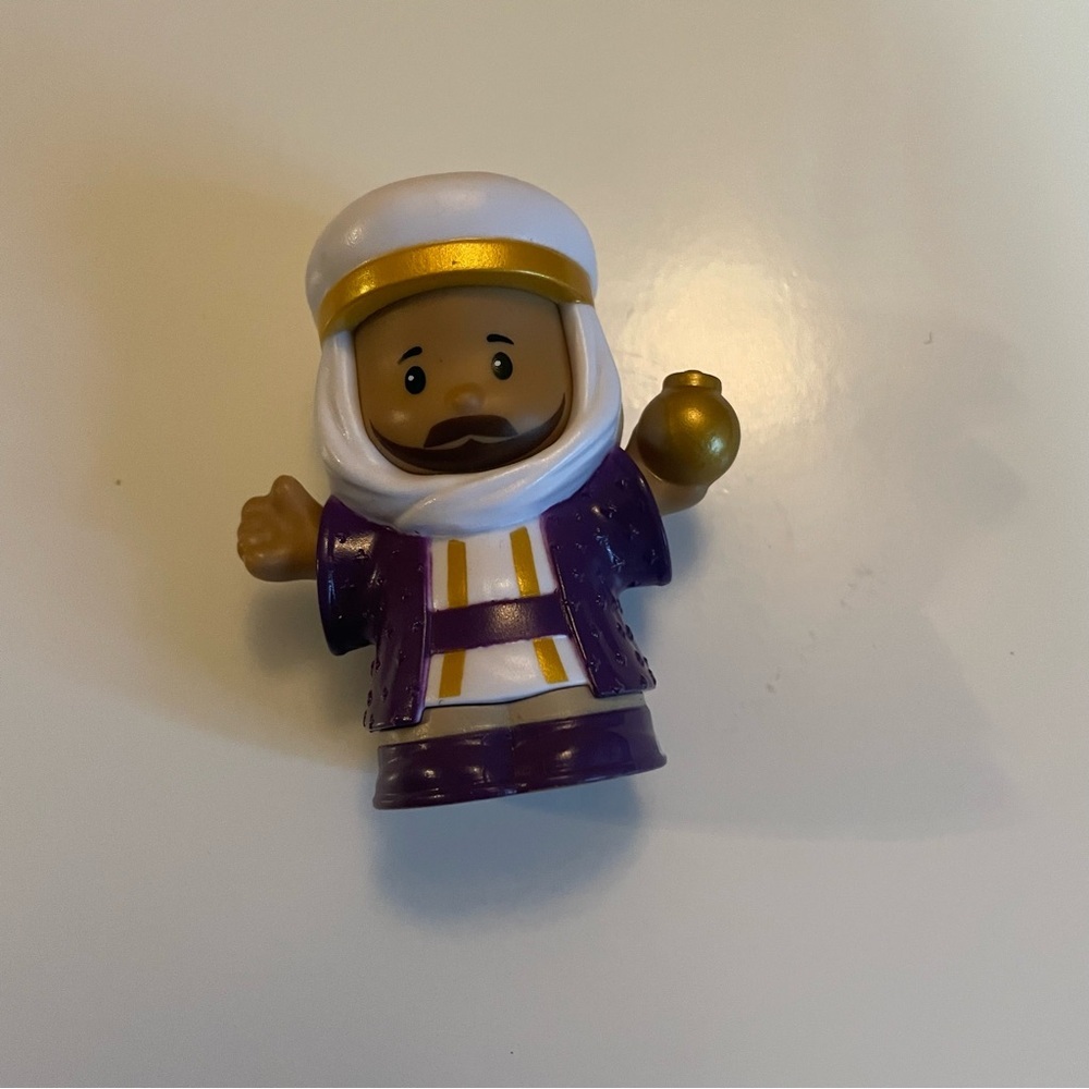 Little people figurine 3 kings present for Jesus Nativity